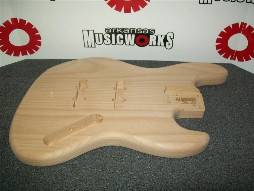 NEW Allparts Fender Licensed Jazz Bass Body Alder Unfinished JBO
