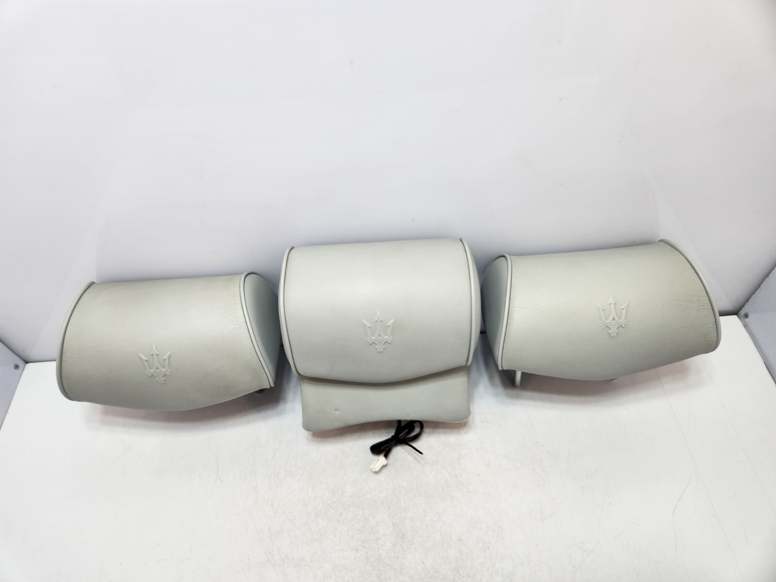 ✅03-08 OEM Maserati Quattroporte Rear Left Right Side Headrest Leather Set