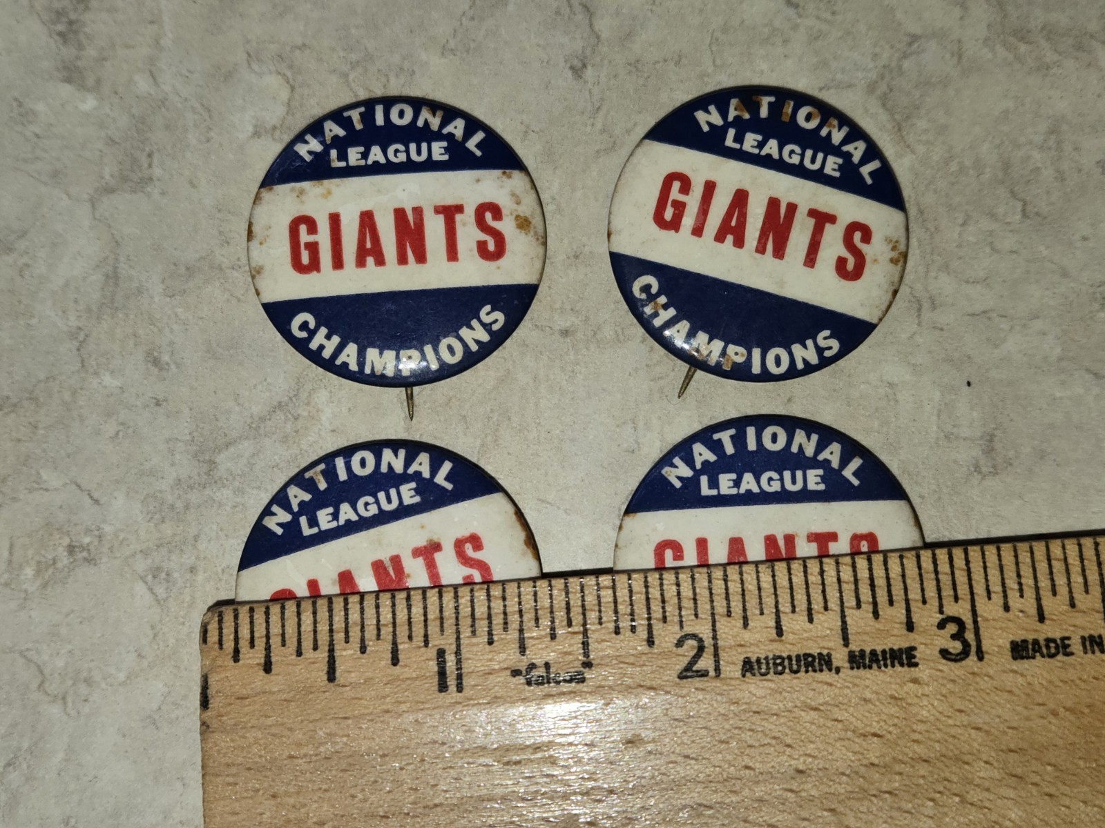 4-LOT 1951 NEW YORK GIANTS NATIONAL LEAGUE CHAMPIONS PIN BUTTONS WILLIE MAYS