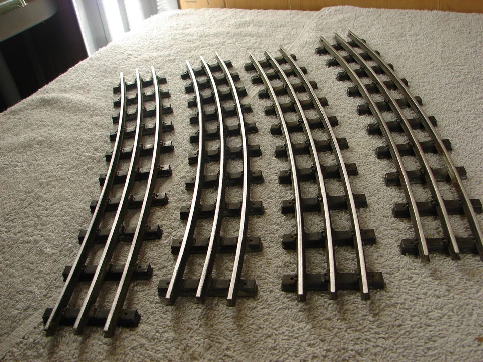 4 LIONEL 771 T-RAIL CURVE TRACK ONLY PREWAR NO CONNECTORS - Image 4 of 4