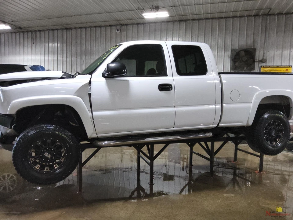 Chevrolet Silverado 2500 2005 camioneta retrovisor interior brújula temperatura Foto 4 de 4