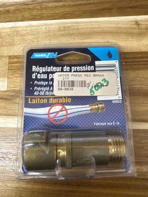 #ad Camco RV Water Pressure Regulator Reduces Pressure to 40 50 PSI Brass $8.99