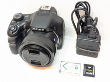 Sony DSC-HX400V Digital Camera  BONUS 16 GB SD Memory Card