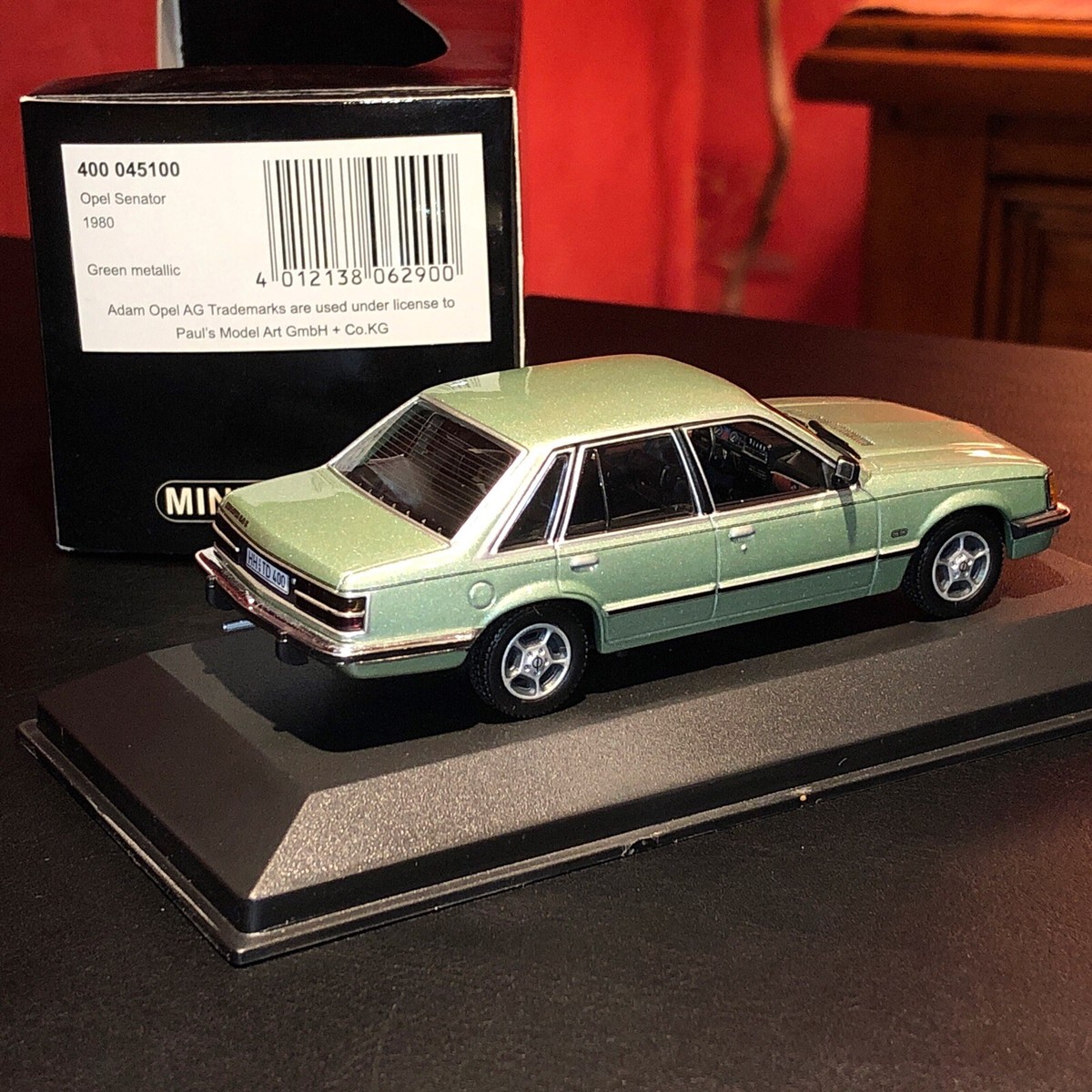 オペル　セネター　ミニチャンプス　Opel Senator タクシー 1/43 Minichamps 1/43 OPEL SENATOR 1980 | eBay