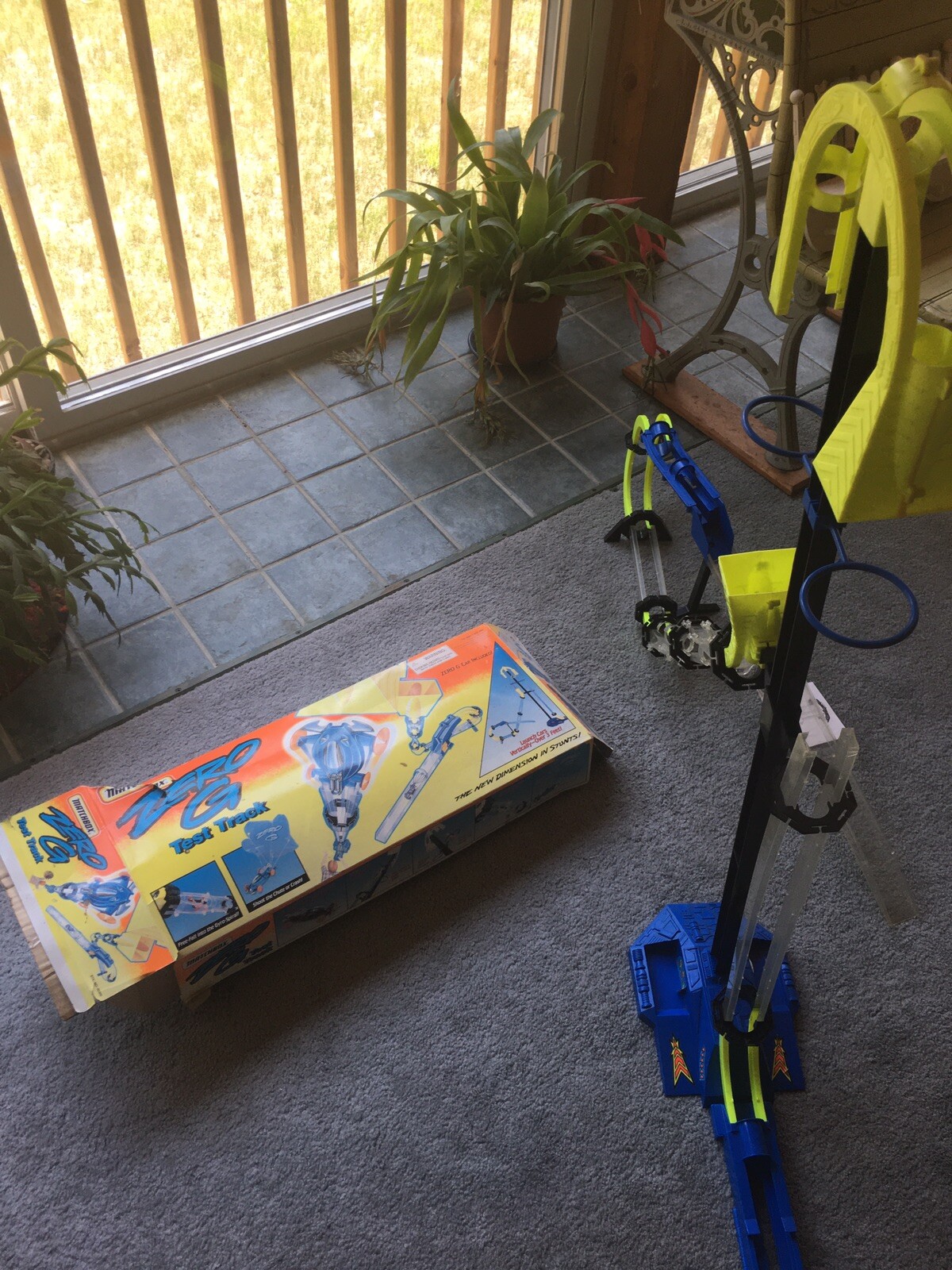 Matchbox OP Zero G Test Track One Zero G Car Included 1994