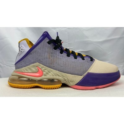 Nike Men's Size 9 LeBron 19 Low mismatch DO9829-500 Basketball Shoes