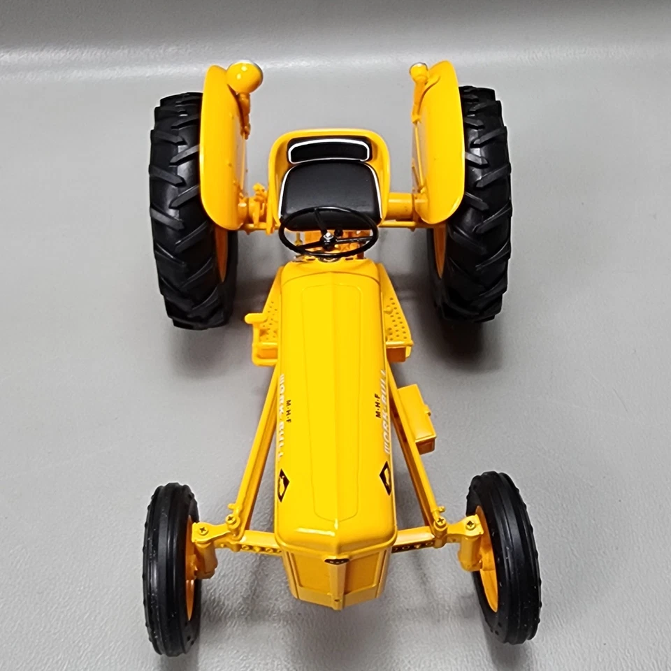 Universal Hobbies Massey Harris 202 Work Bull Tractor 1:16 Diecast Limited - Image 4 of 4