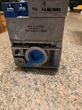 Honeywell V800 C 1052 Single valve standing piolet combination gas control ( 477