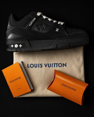 Louis Vuitton Men s Low Top Lace Up Sneakers Black Logo Rubber Outsole