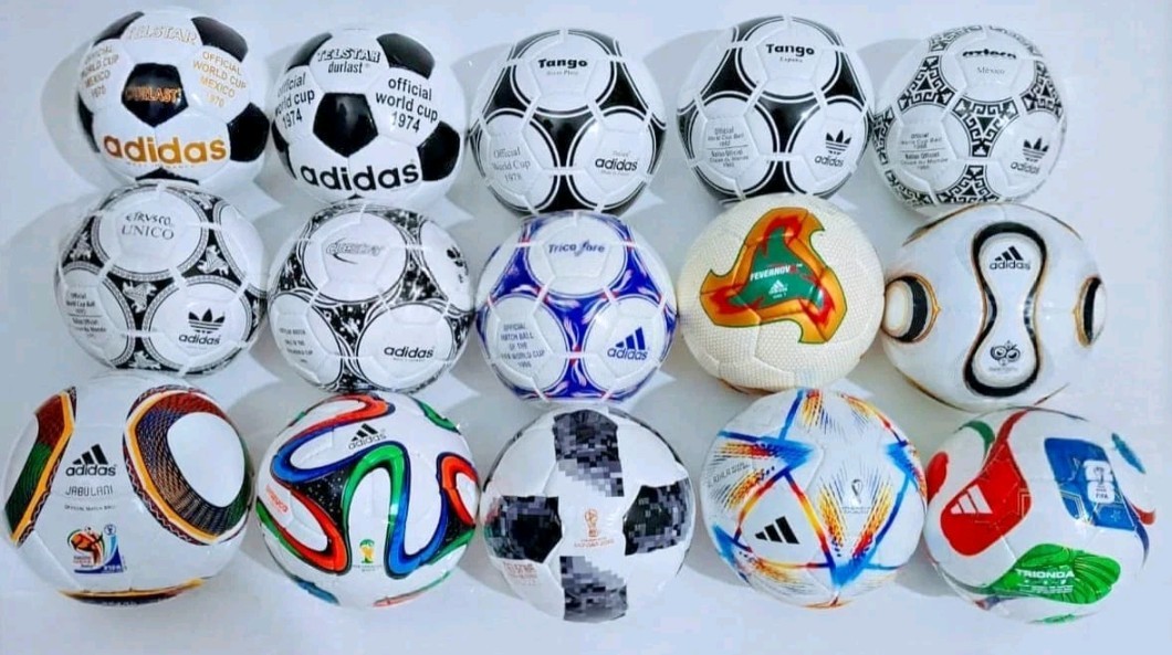 Adidas Historical Mini Balls Set 15 pcs World Cup 1970-2026
