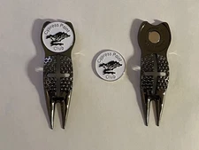 (1) Cypress Point Club Crosshairs Divot Tool & 1" Coin Style Golf Marker