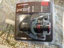 KASTKING ROYALE GT LEGEND 2000 SPINNING REEL,,,NEW IN CLAM PACK