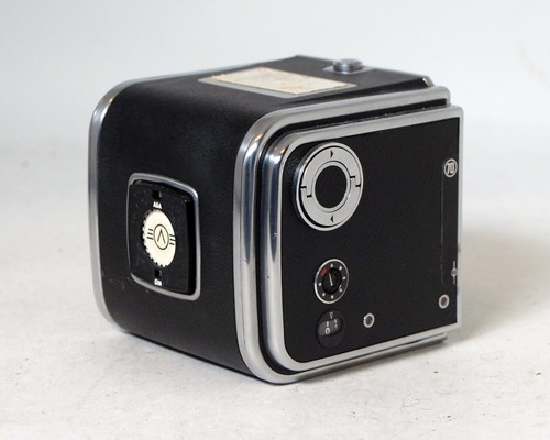 Hasselblad 70mm 6x6 Chrome Film Back Magazine Medium Format AS IS for PARTS - Picture 2 of 4