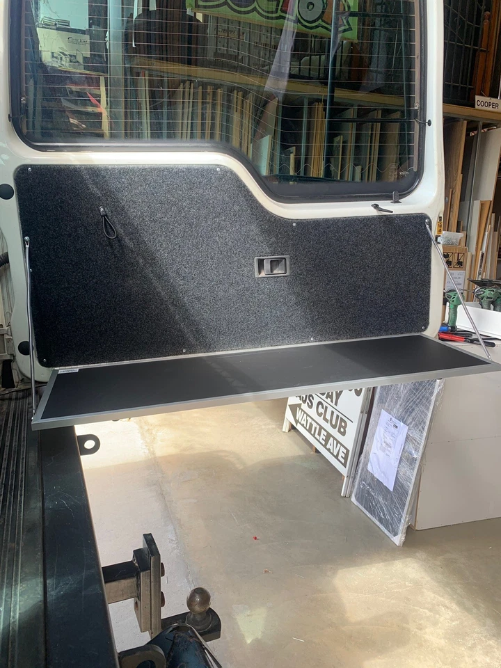 LAND ROVER DISCOVERY 1 & 2 DROP DOWN TABLE AND TRIM KIT - image 3 of 4