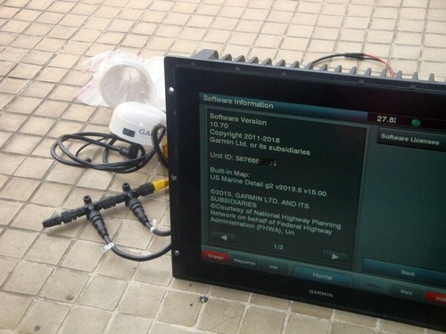 Garmin GPSmap 8215 MFD 15" Boat Multi-Function Display W/ NMEA 2000 Antenna - Foto 6 di 11