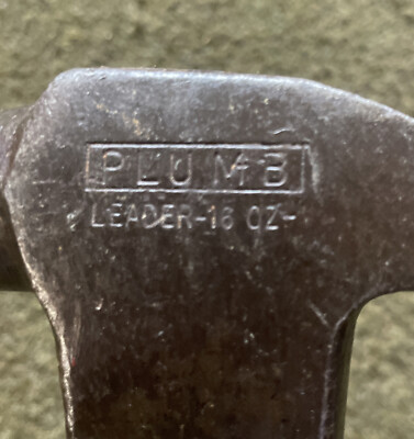 Vintage PLUMB Tools  ''Leader''  16oz. Curved Claw Hammer Original Handle USA  