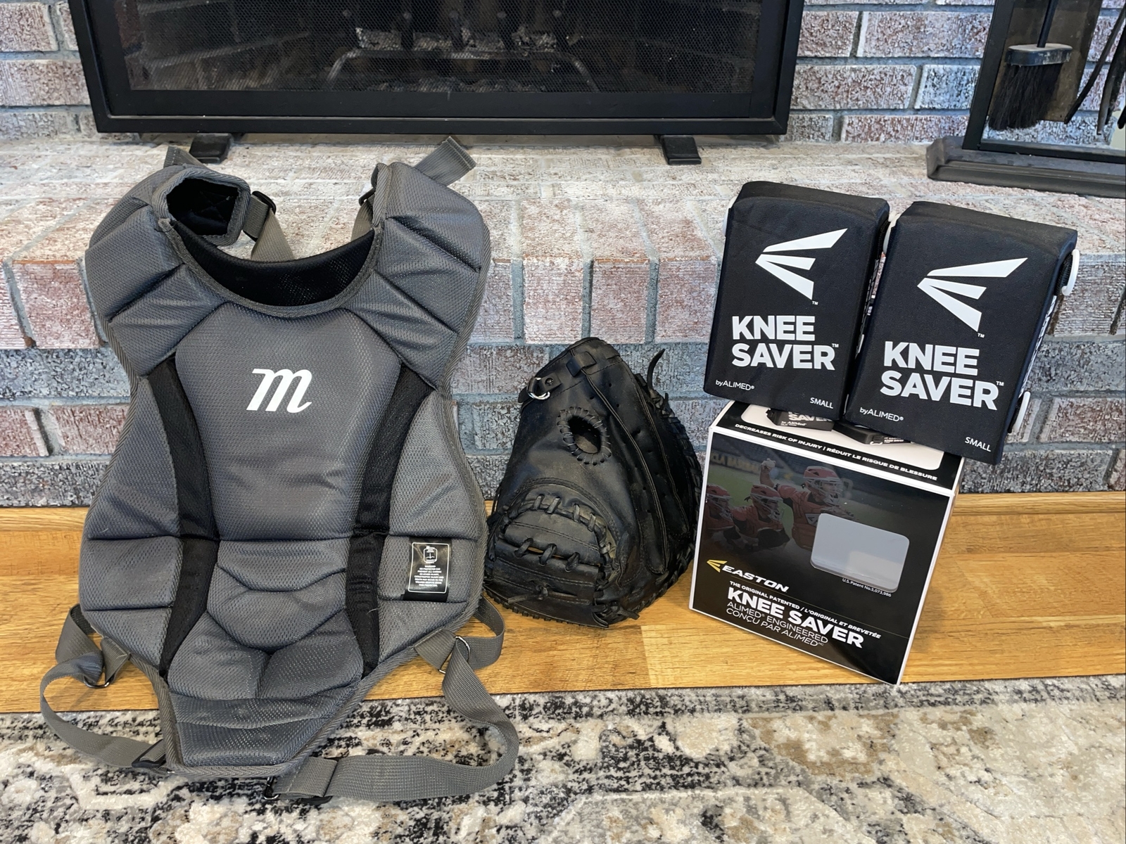 Youth Catchers Gear Marucci Chest Protector, Mitt, Knee Savers (new) eBay
