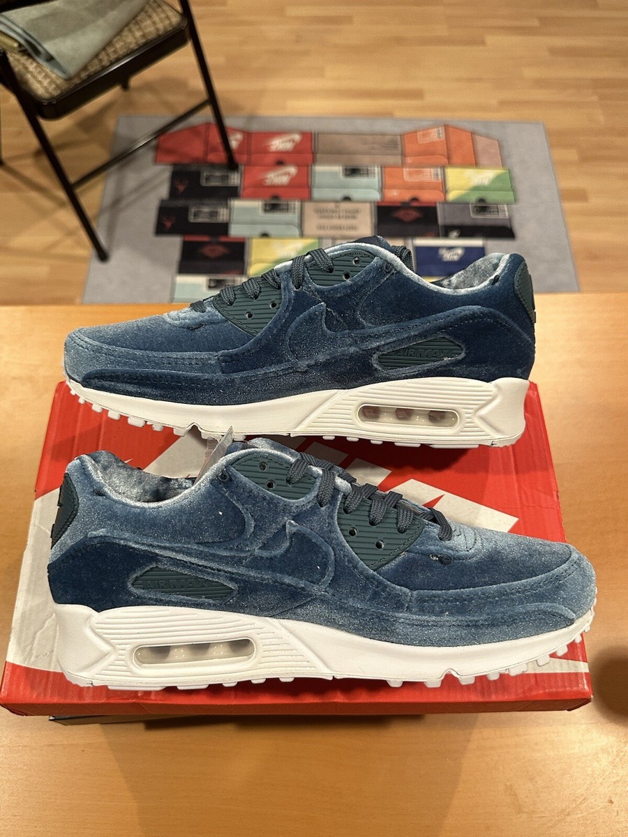 ◆正規品◆NIKE AIR MAX 90 LUCKY CHARMS(W)◆関税/送料込◆ Nike Wmns Air Max 90 Lucky Charms Ash Green Blue Women