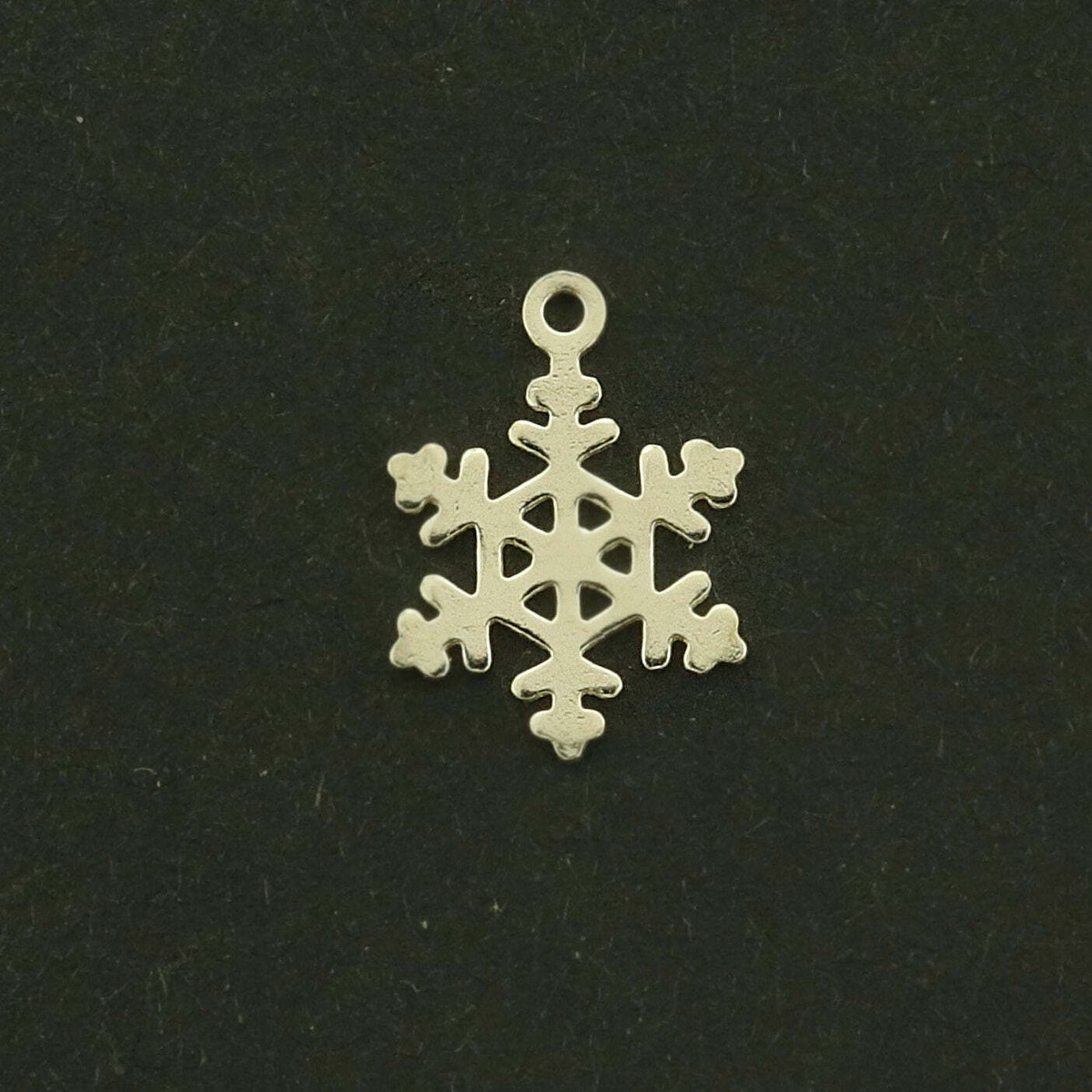 Snowflake Sterling Silver Charm Sided ST134