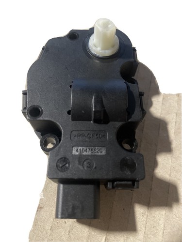 Mercedes BMW Audi  Stellmotor 410475520