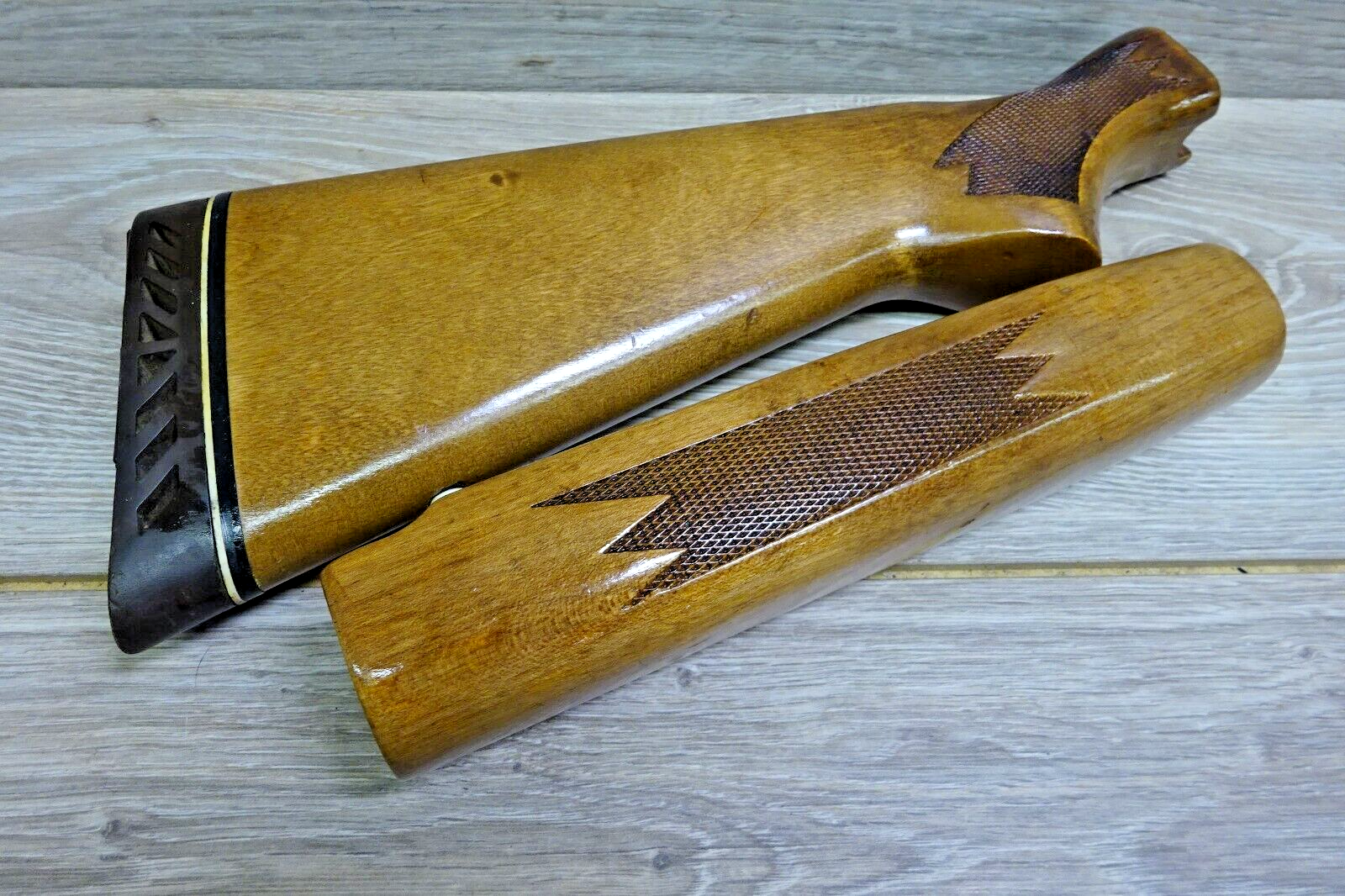 MOSSBERG 500A 590 835 12 GAUGE WOOD STOCK SET BUTT PLATE #1