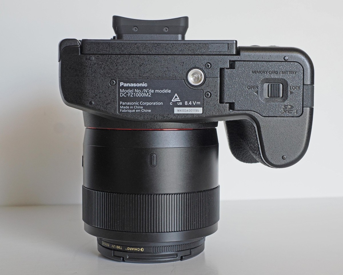 Panasonic Lumix DC-FZ1000M2 20.1MP Bridge Camera in Original Box