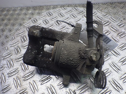 Bremssattel VW Passat Variant (3B6, B5) 1.9 TDI 74kW 101PS hinten rechts  AVB