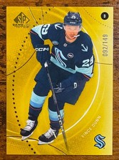 Vince Dunn - Kraken - 2025-26 Upper Deck SP Game Used Hockey - Gold  /149