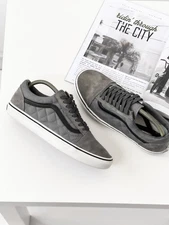 VANS OLD SKOOL Gray Sneakers size US MEN 9 | EUR 42 (27 cm) | UK 8