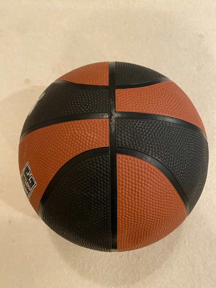 Nuevo MacGregor Collegiate Oficial Tamaño y Peso Baloncesto Necesita Inflado Foto 2 de 4