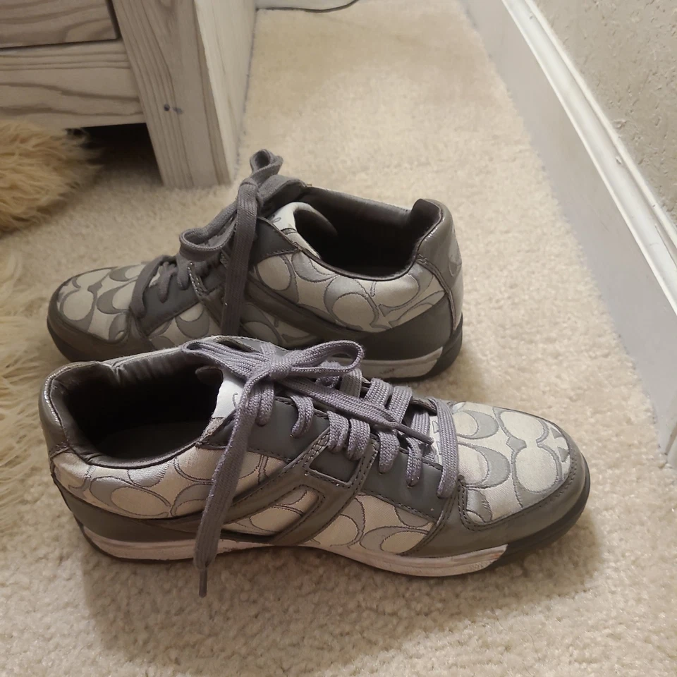 ТРЕНЕР серый Nova подпись холст лакированная кожа кроссовки - США 7 - Изображение 2 из 4