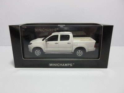 Minichamps 1/43 Mini Car Toyota Hilux D-4D 2007 White Model Model Car