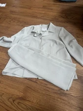 2pc Suit Size 18 Studio Plus