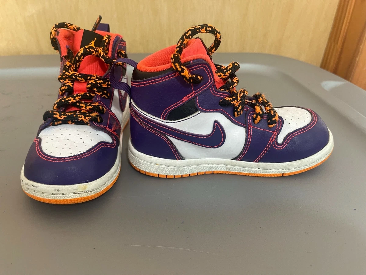 Jordan retro 1 violeta sales