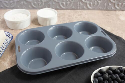 Non-Stick Extra Large Muffin and Cupcake Pan, 6 Cup - Picture 3 of 7