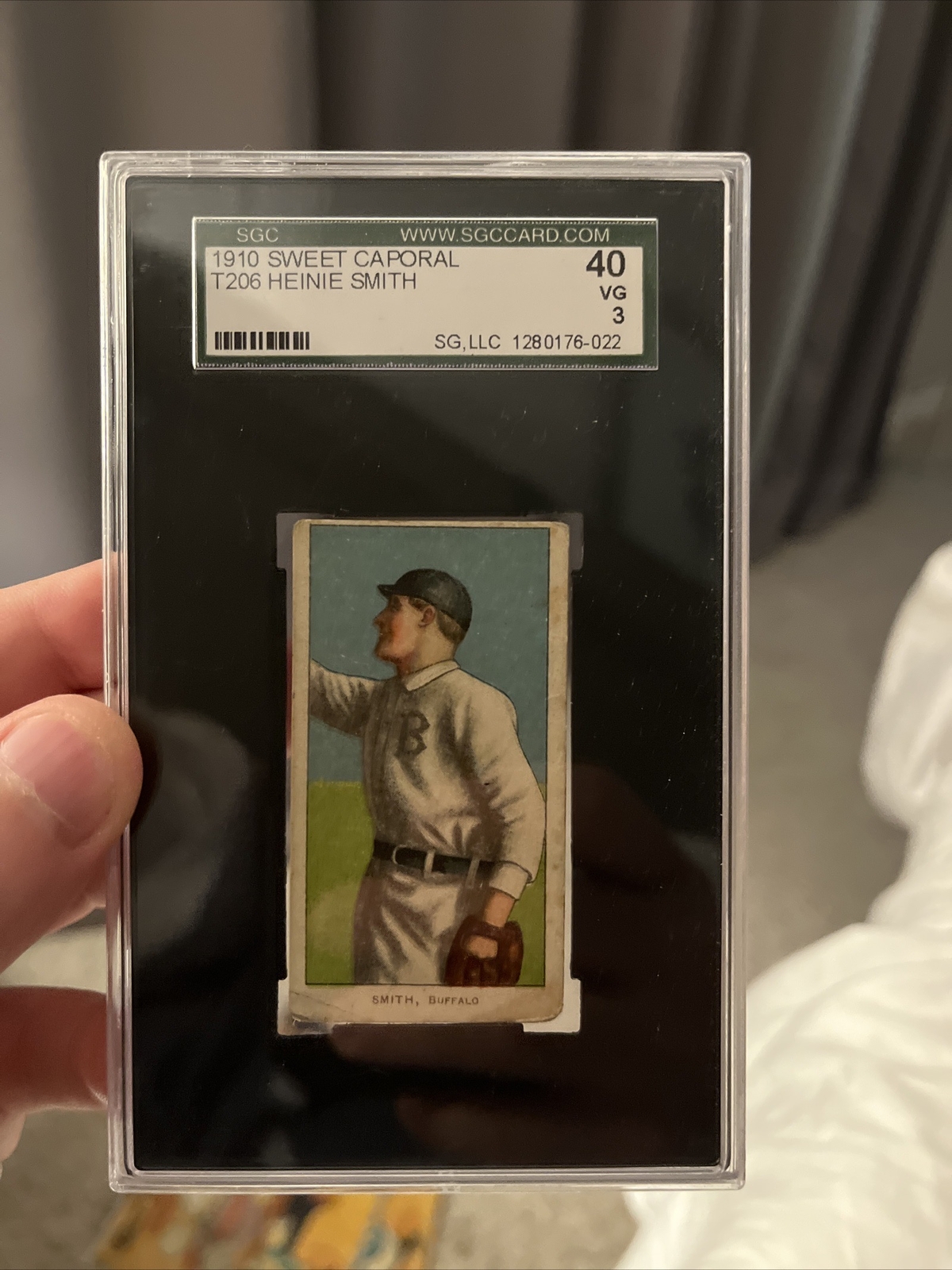1909-11 T206 Heinie Smith (Buffalo) Sweet Caporal SGC 3