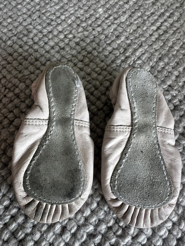 Capezio Leather Ballet Shoes Size 9 Pink (kids) - Picture 2 of 4