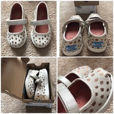 Girls Tiny Toms Size 5