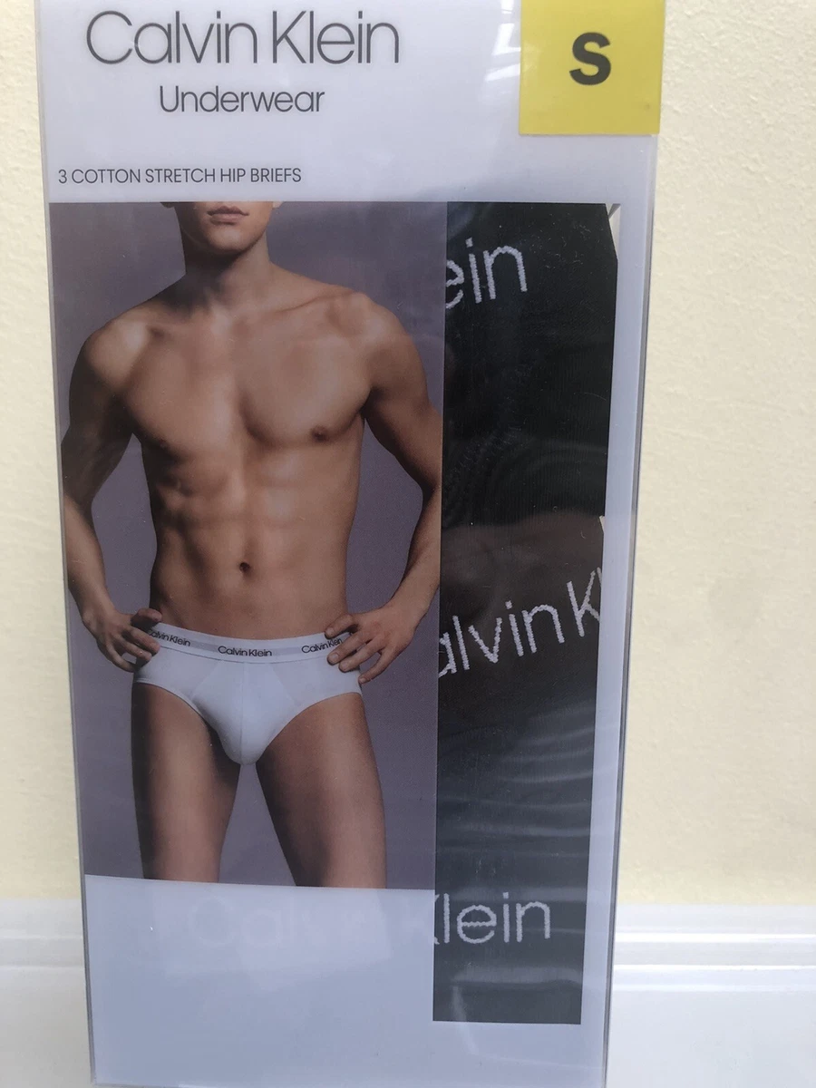 Fake calvin klein pants deals