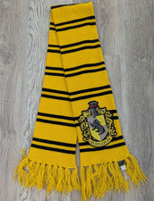 Harry Potter Hufflepuff Scarf House Emblem Crest Badger Yellow Black
