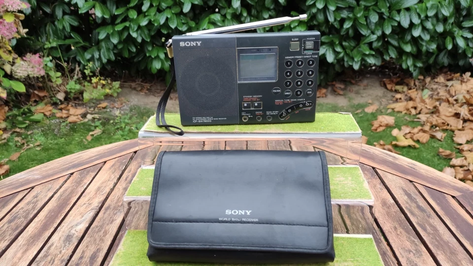 SONY ICF-SW7600 G World Receiver RADIO Weltempfänger mit Lederetui Ledertasche