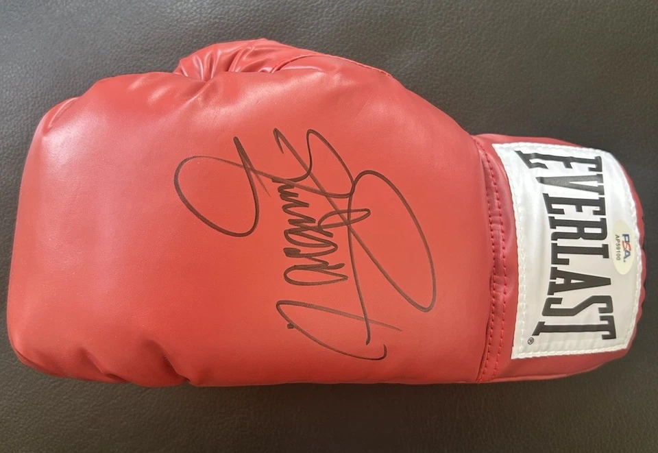 Manny Pacquiao Signed Autographed Everlast Boxing Glove HOF PSA/DNA - Image 2 of 4