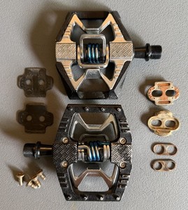 Crankbrothers Double Shot 2 Alloy Clipless/Flat Bike Pedals, Cleats Used