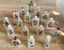 17 Schnupftabakflaschen Snuff Bottles Asien Asiatika Konvolut