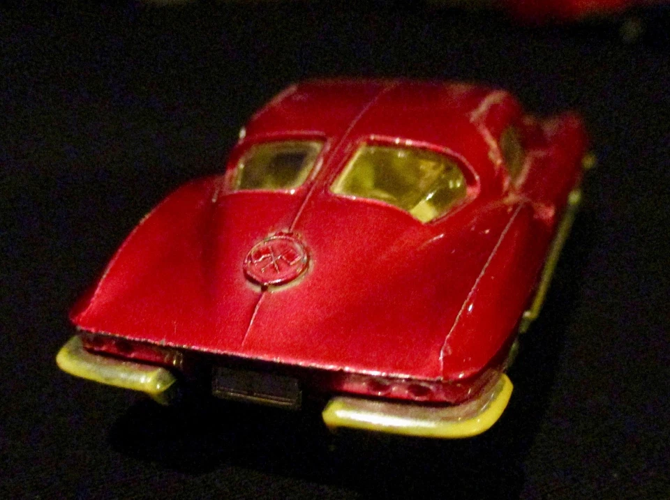 Corgi Toys 310 Chevrolet C2 Corvette Sting Ray Split window  1:43 original 60er - Bild 3 von 4