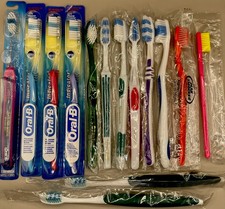 Toothbrush Lot 14 Oral-B Indicator, Quantum, Plak Smacker, Various Styles/Colors