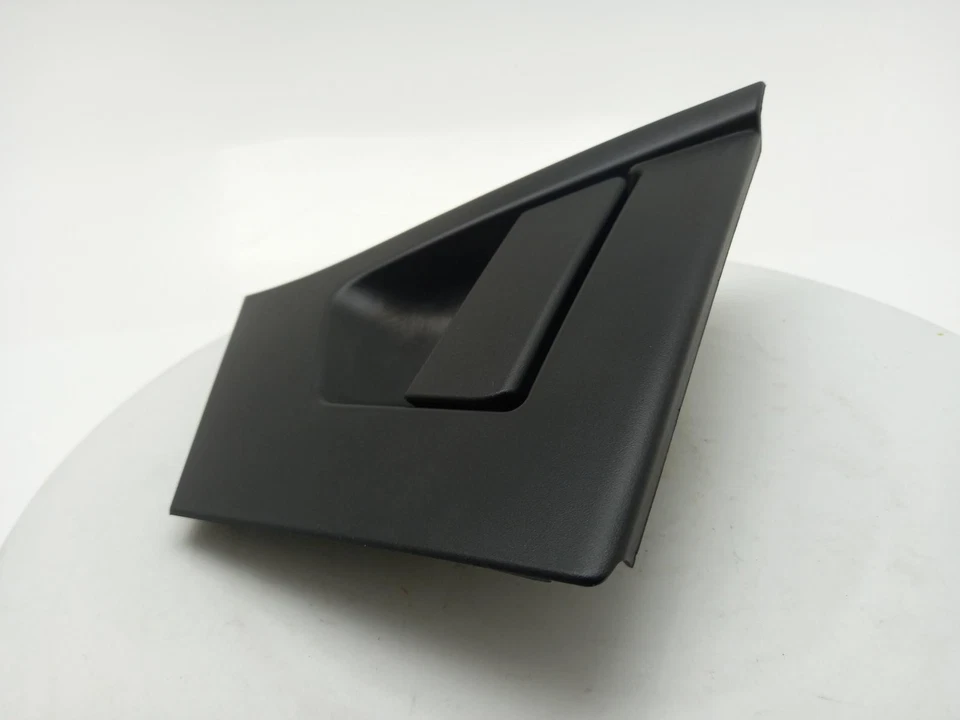 Manija de puerta trasera izquierda Nissan Micra 2016-2022 Foto 4 de 4