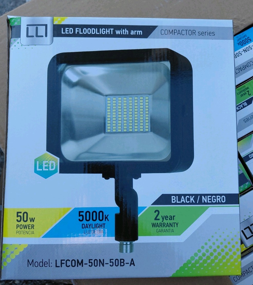 LED FLOOD LIGHT WITH ARM 50W
