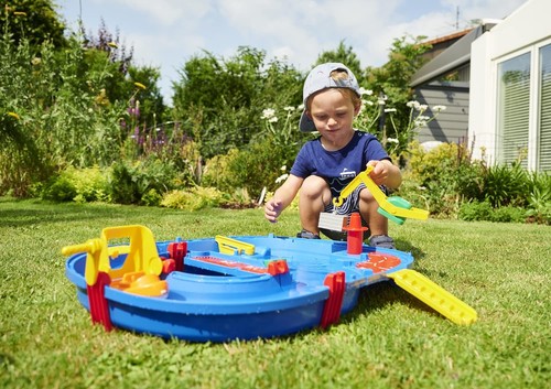 Aquaplay Starter Set, 21-Piece Water Table Set, Outdoor Garden Toy for Ages 3+ - Picture 6 of 10