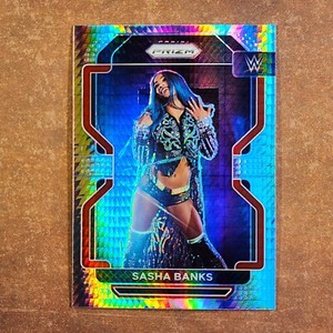3-05-14 PWE . 2022 panini wwe prizm hyper #102 sasha banks